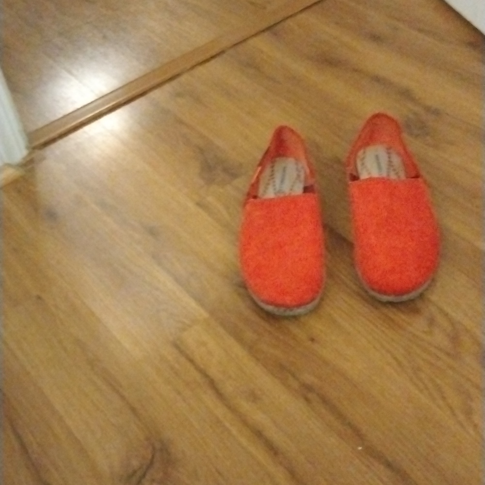Merrell Performance Footwear; Color: Red; Size: 10.5 - Picture 2 of 8